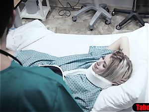 medic gives patient a sponge bathtub and vaginal inspect